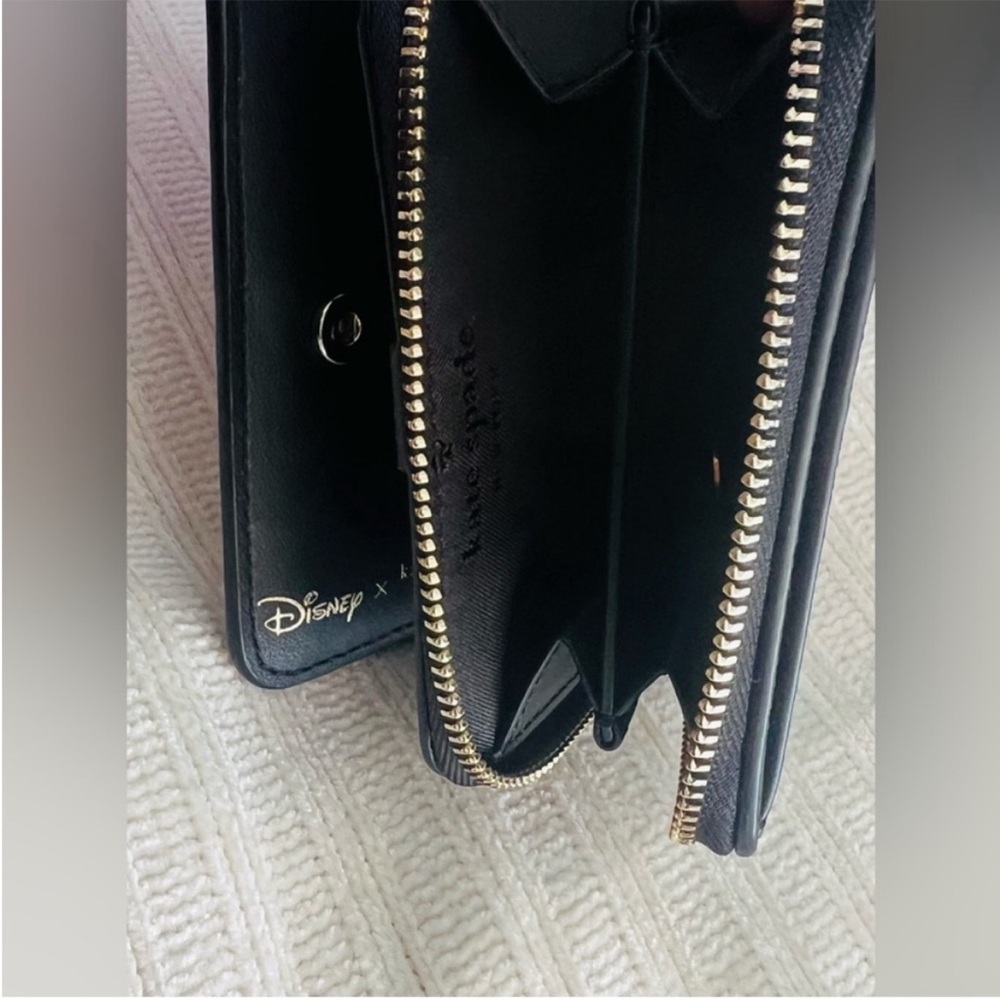 Kate Spade ♠️ Minnie Mouse black wallet - Picture 6 of 9